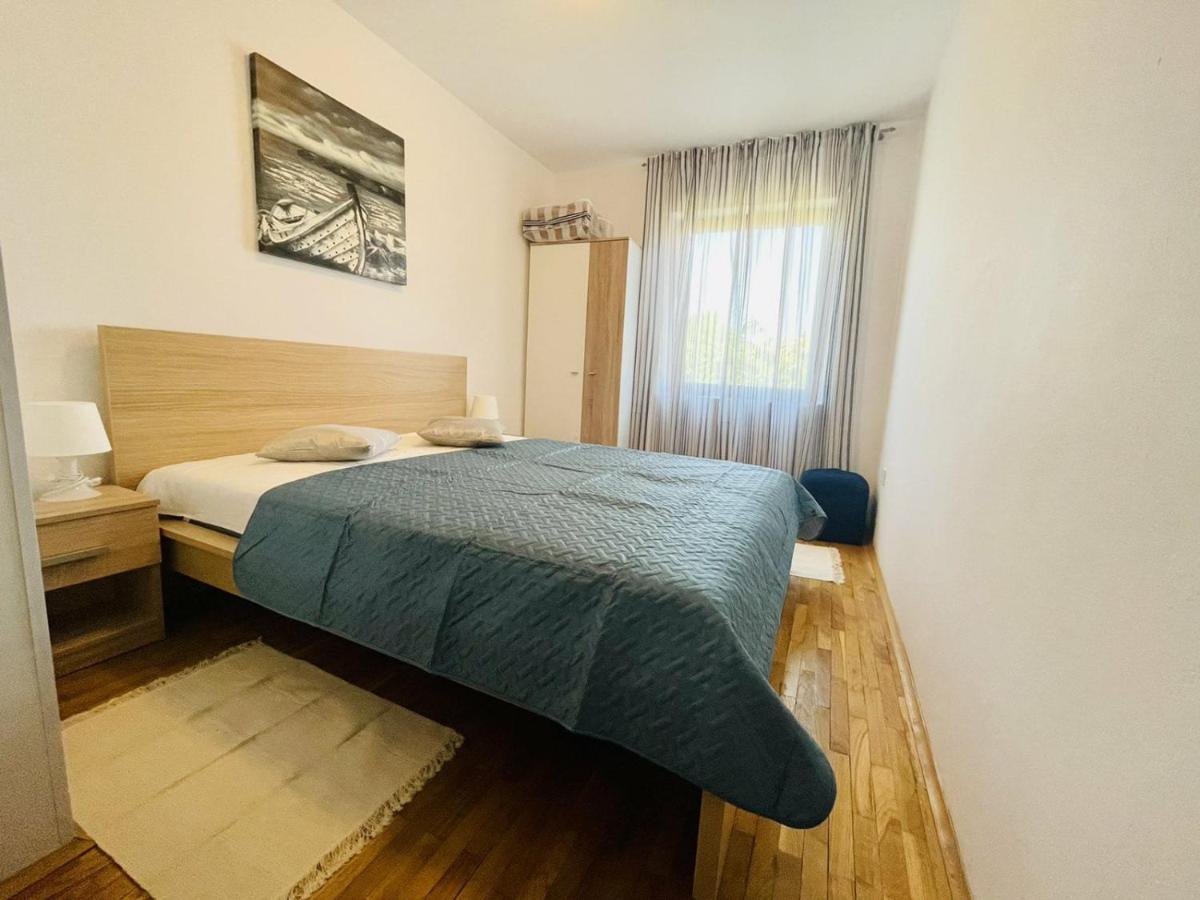 Vila Beleca Krk - Apartments Rest & Sea Krk Town Eksteriør bilde