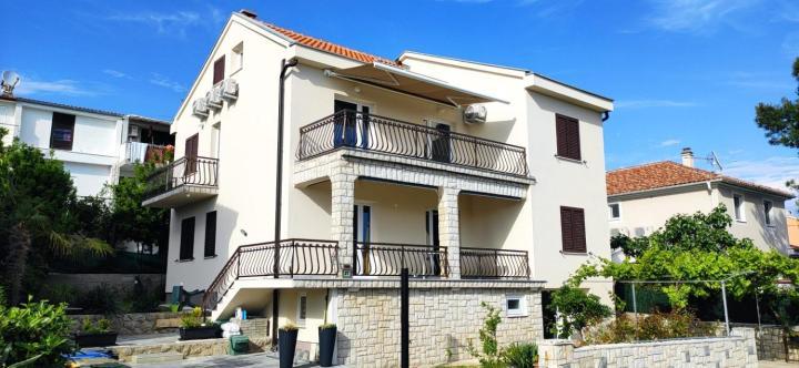 Vila Beleca Krk - Apartments Rest & Sea Krk Town Eksteriør bilde
